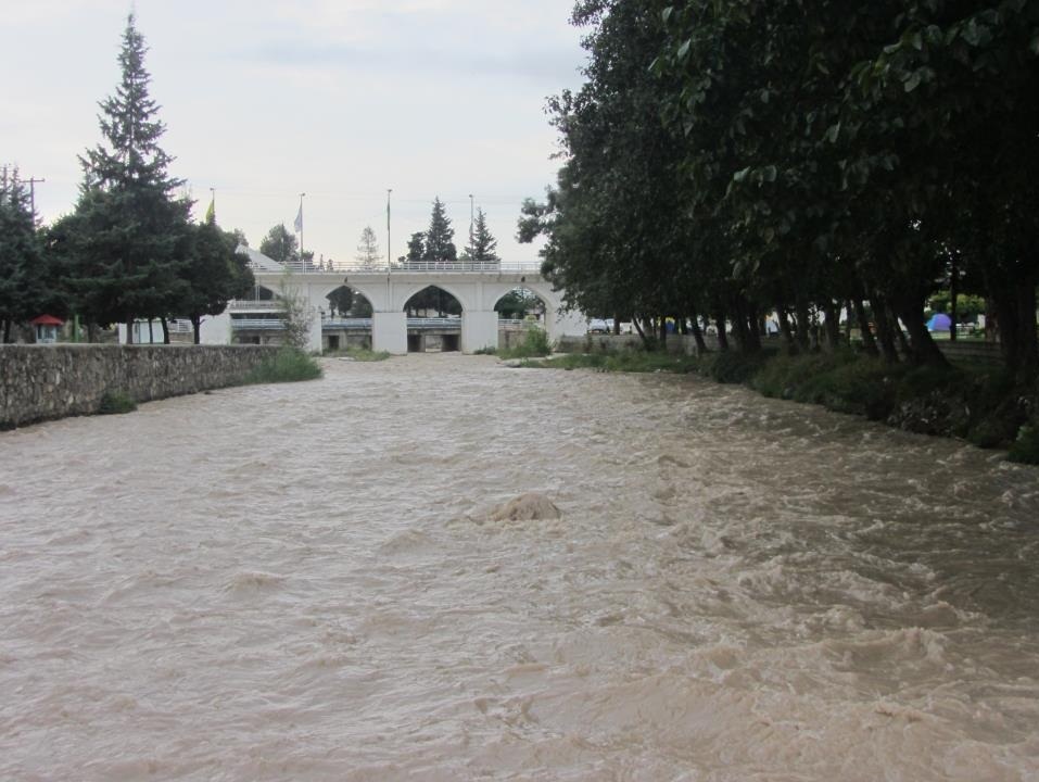 غرق شدن دختر ۱۶ ساله آملی در رودخانه هراز