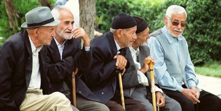 نرخ رشد جمعیت سالمندی حدود ۲٫۵ درصد است